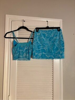 Forever 21 Teal Water-Print Two-Piece Skirt Set